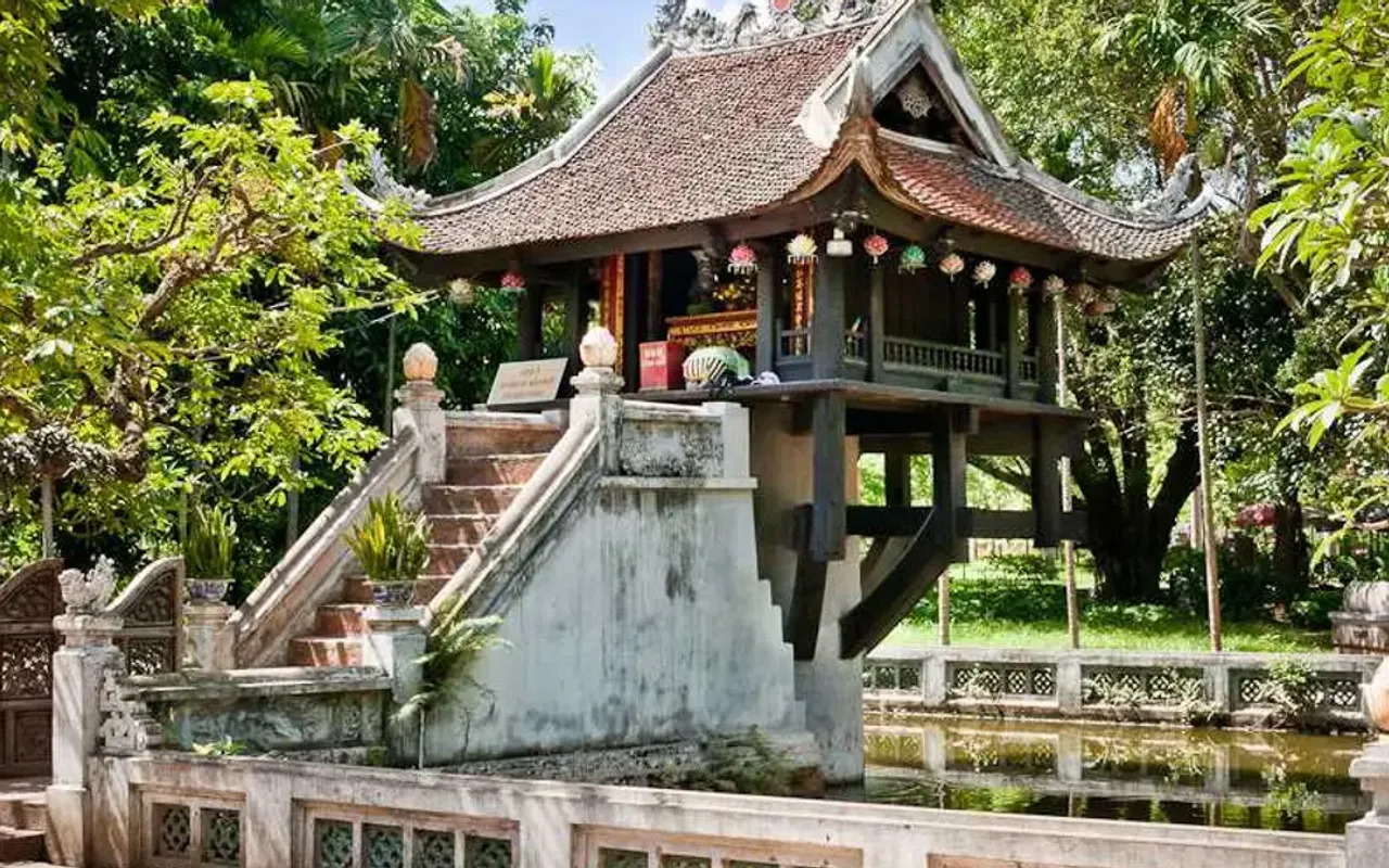 main photo